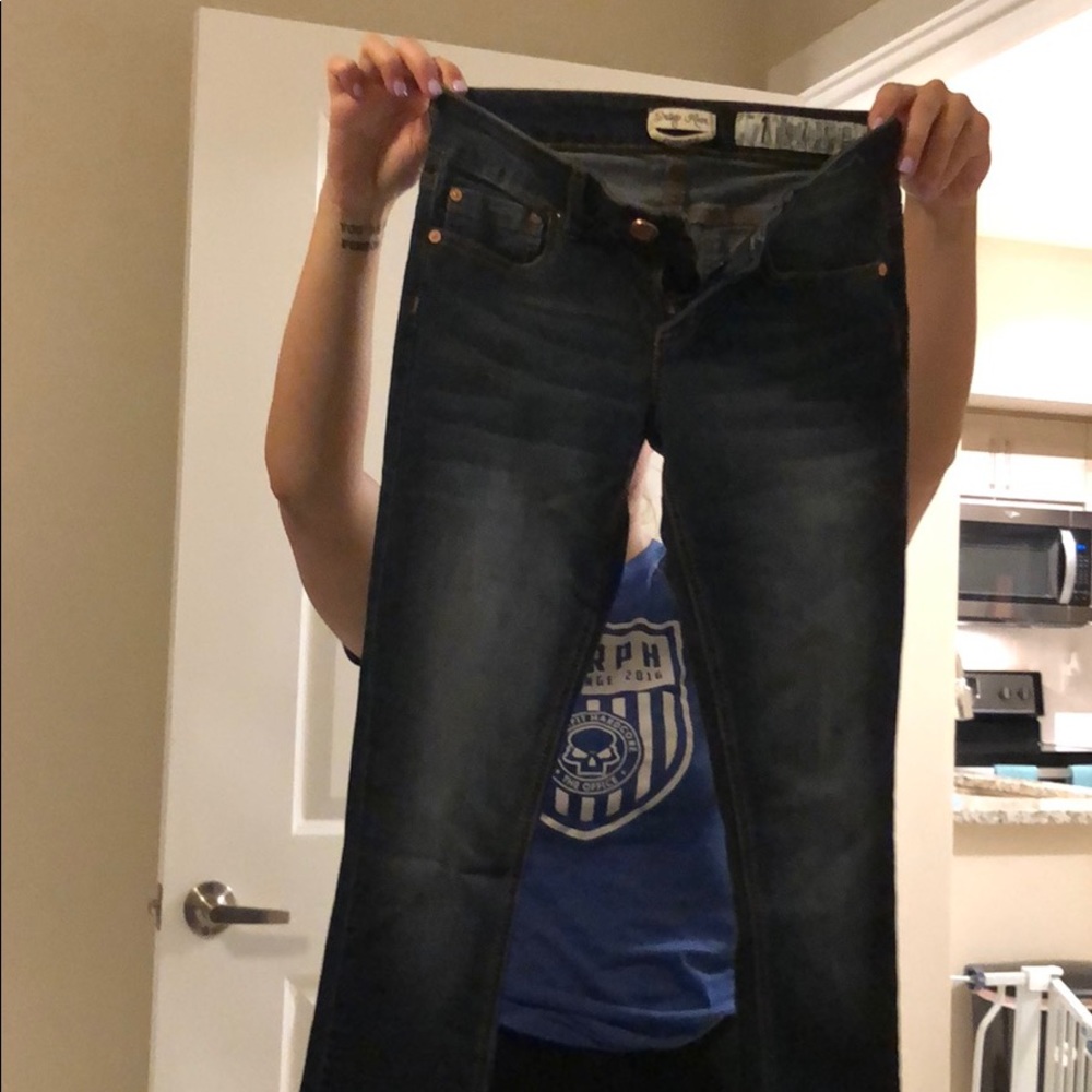 Capris dark wash jeans